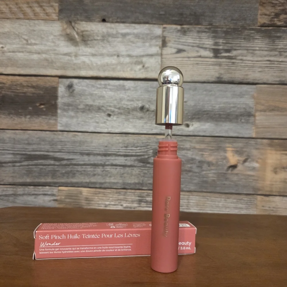 Rare Beauty Soft Pinch Tinted Lip Oil- In Wonder